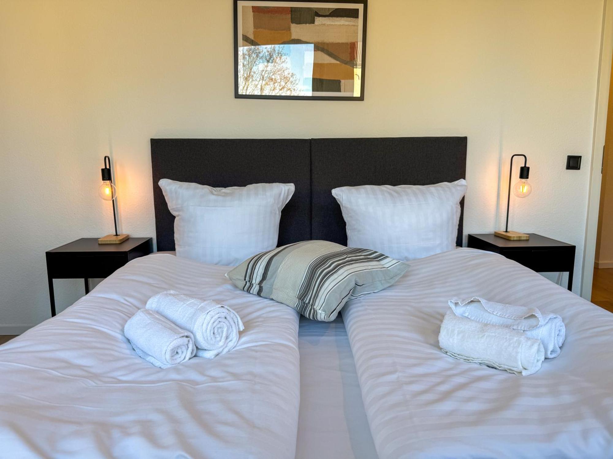 Apartment Duesseltal Messe 100Qm Düsseldorf Dış mekan fotoğraf
