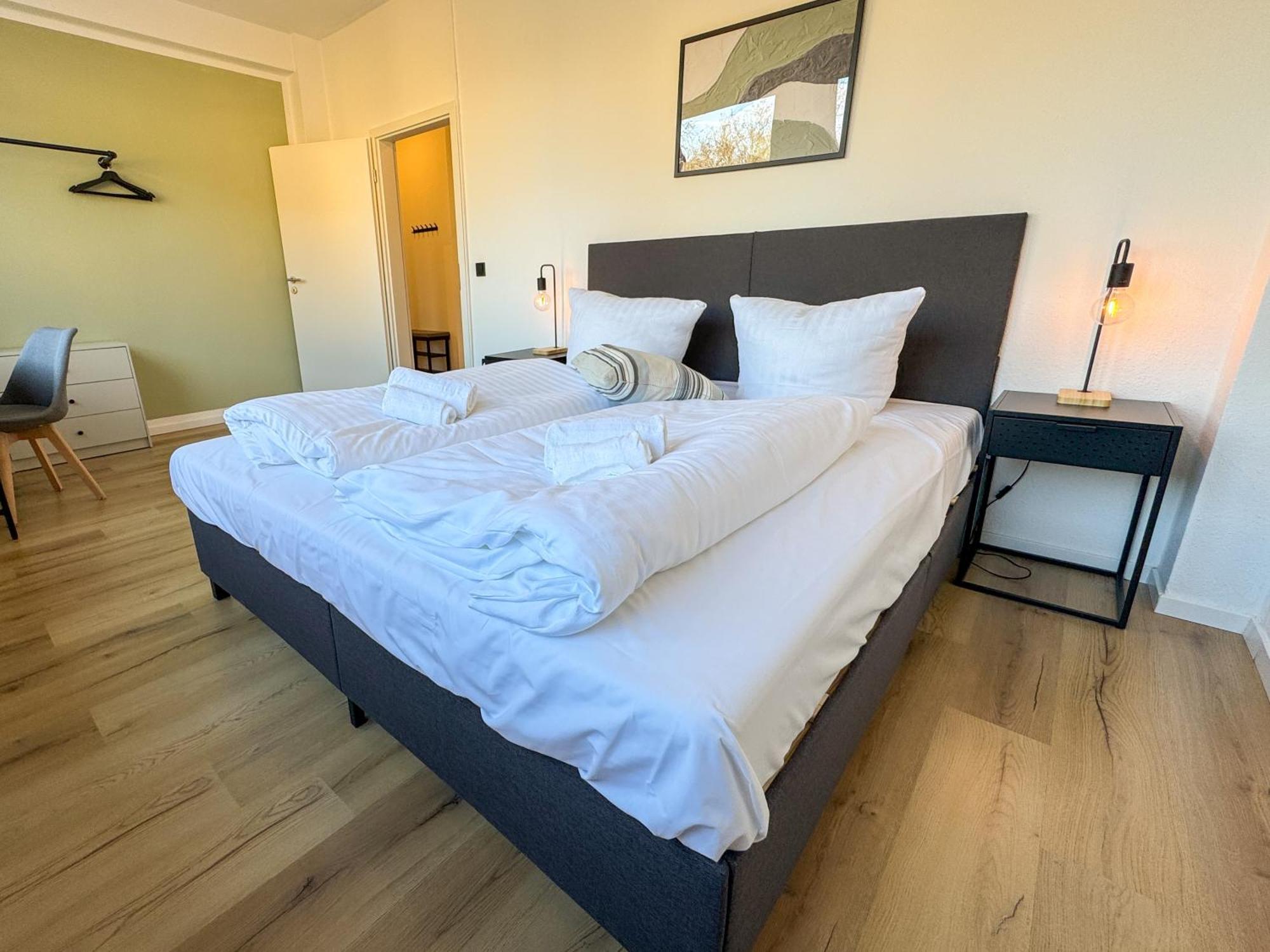 Apartment Duesseltal Messe 100Qm Düsseldorf Dış mekan fotoğraf